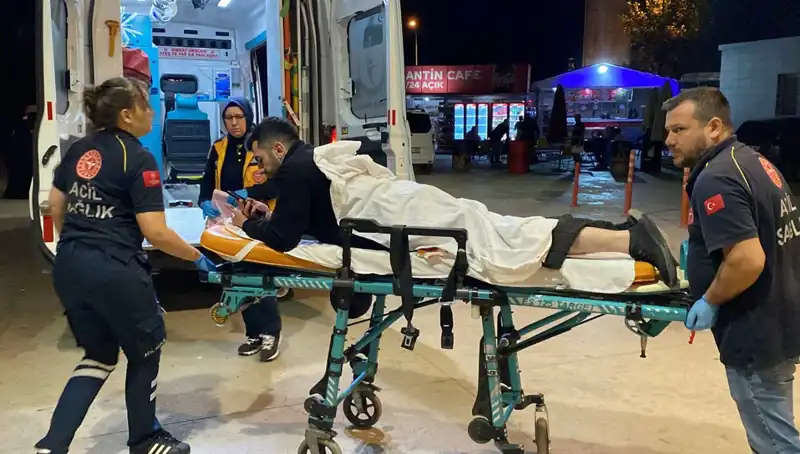 Kavga Eden Çiftçiye Dikkat: Bacağından Bıçaklanan Korkutucu Olay!
