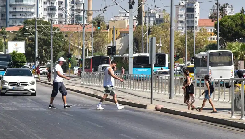 Trafik Kazalarında Bilinçsizlik: İkinci Sıra Tehlikesiyle Yüzleşiyoruz
