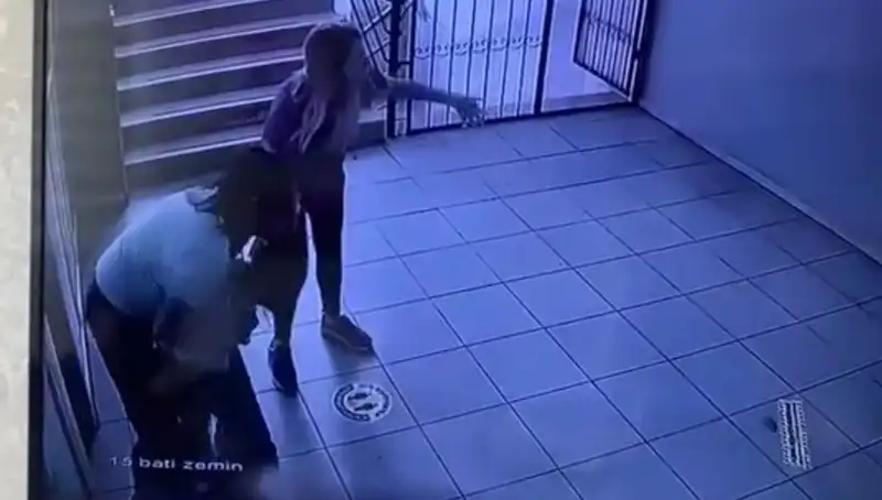 Öğretmenin Heimlich Manevrası: Sınıfta Yaşanan Hayat Kurtaran An!