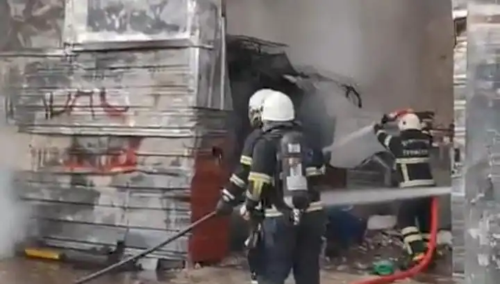 Şanlıurfa'da Hurda Deposunda Patlayan Yangın, Korku Dolu Anlar Yaşattı