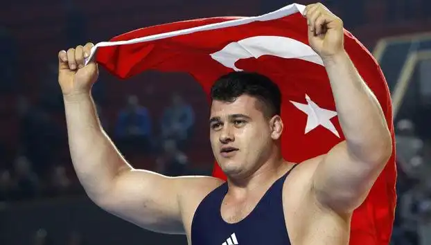 Rıza Kayaalp'e 4 Yıl Men Cezası: Güreş Dünyasında Şok Etkisi!