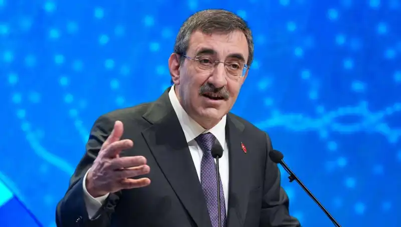 Cevdet Yılmaz, Boykot Çağrılarına Sert Tepki Gösterdi ve Firmaları Savundu