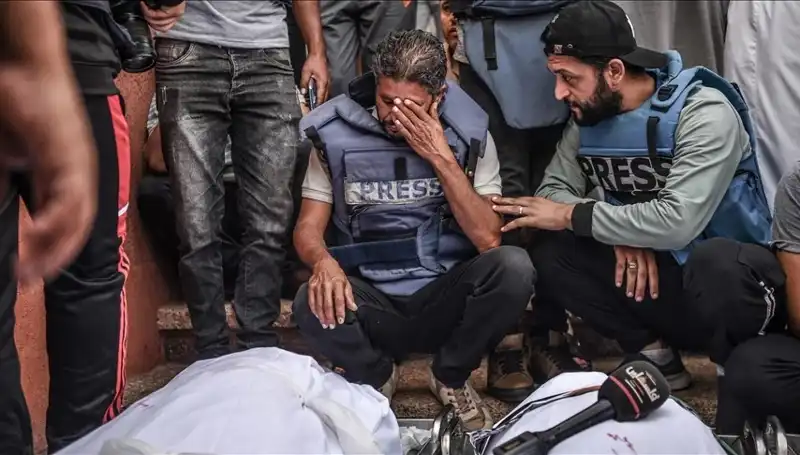 Gazze'deki Gazeteciler: Soykırımın İzlerini Ortaya Çıkarıyorlar
