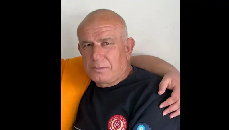 İtfaiyeci Topladığı Mantarları Yiyerek Hayatını Kaybetti: Detaylar