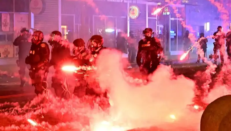 ABD'de Büyüyen İsyan: Los Angeles Protestoları Tüm Ülkeye Sıçradı