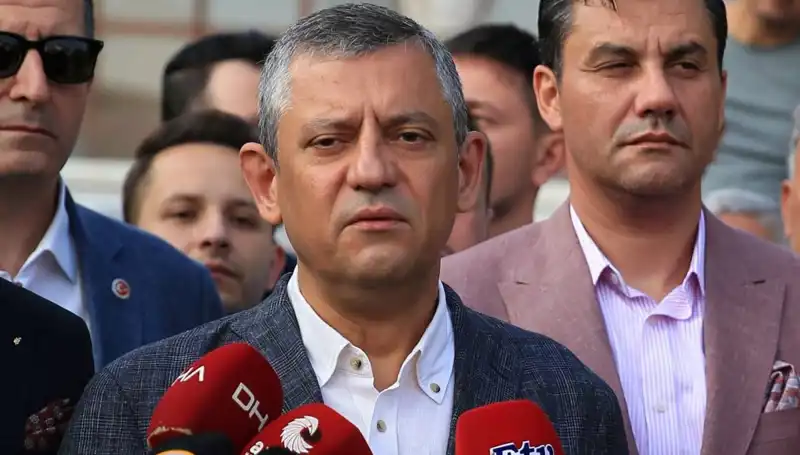 Özgür Özel: "Bu Bayram Bize Bayram Gibi Gelmedi!" Cümlesinin Arkasındaki Gerçekler