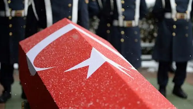 Pençe Kilit Operasyonu'nda Ağır Yaralanan Askerimiz Şehit Düştü