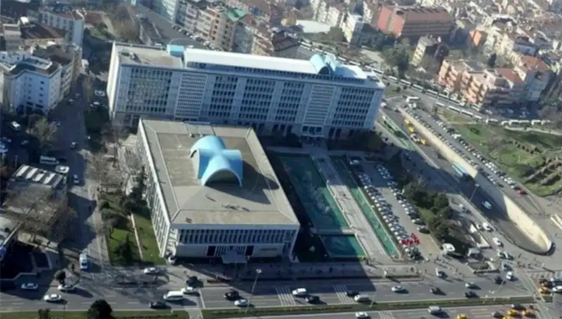 İBB’ye Yönelik Yolsuzluk Soruşturmasında Çarpıcı Gelişmeler!